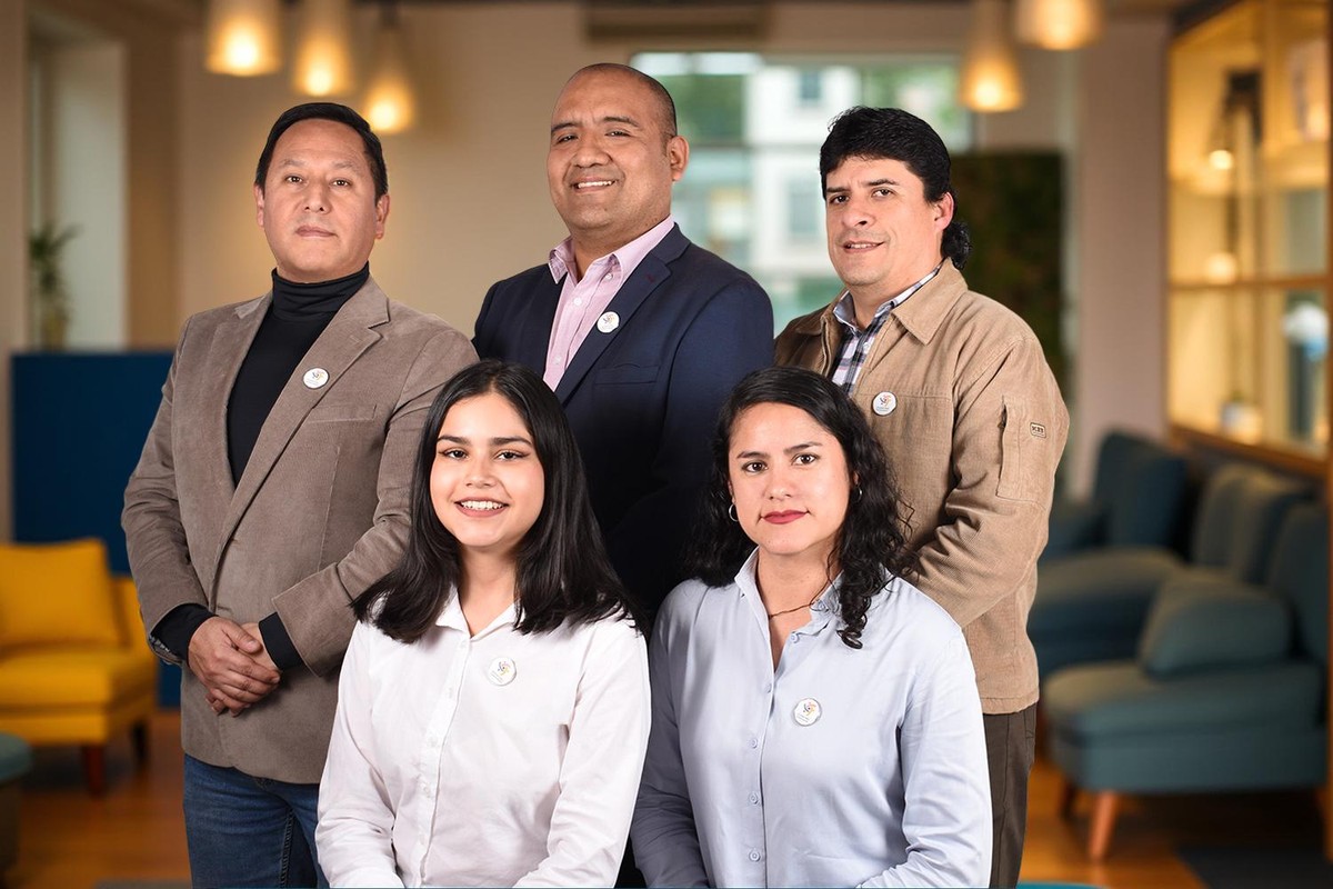 Fundadores de Human Perú en su primera reunión